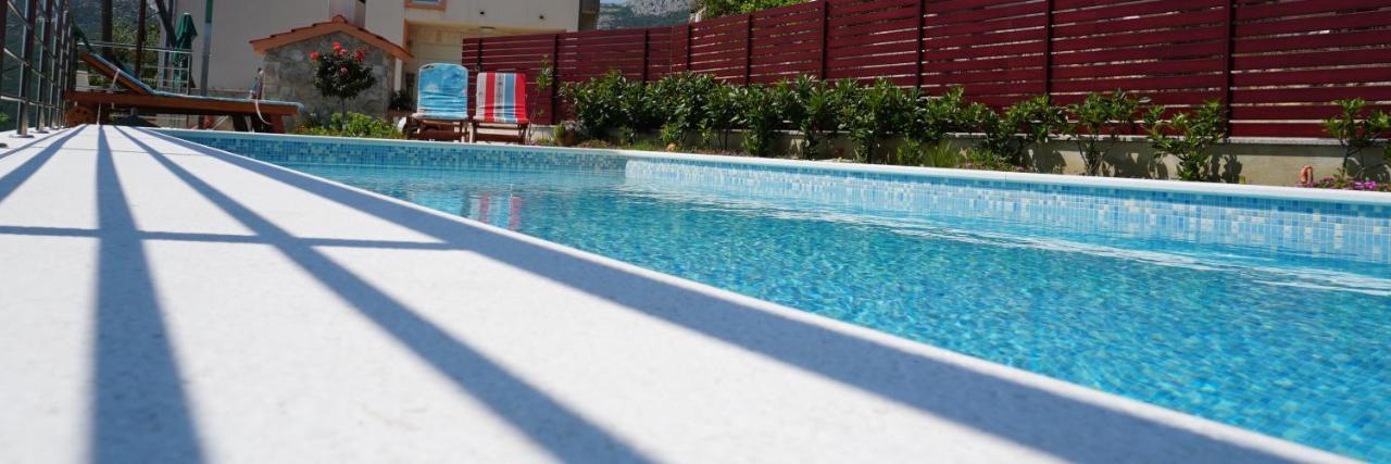 Apartments Jukic Klis Екстер'єр фото