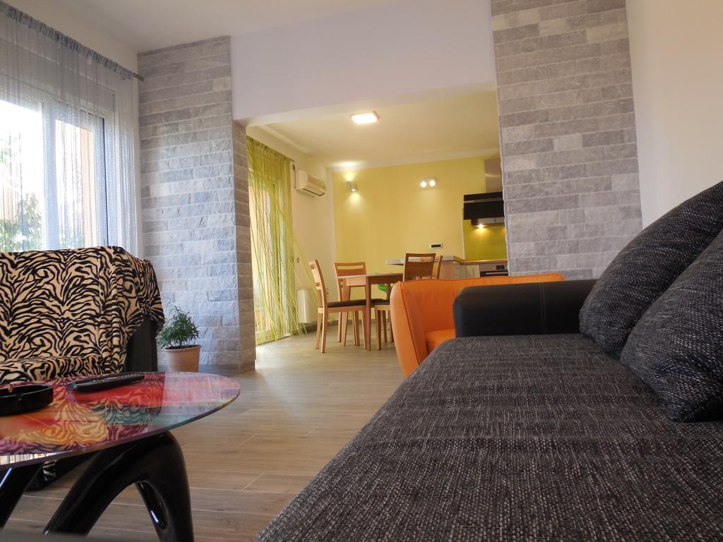 Apartments Jukic Klis Екстер'єр фото